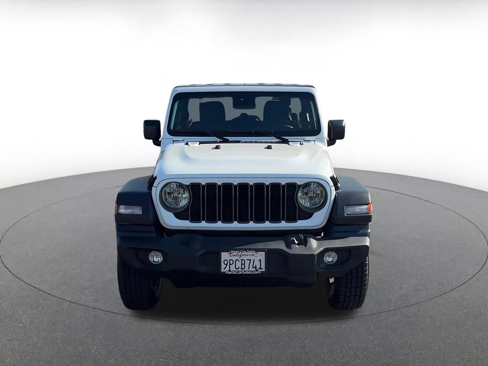 Used 2025 Jeep Wrangler Sport S image 4