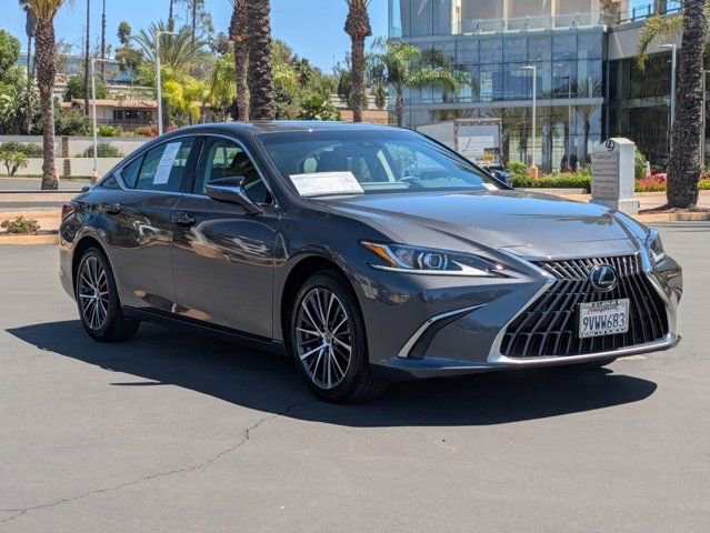 Used 2025 Lexus ES 300h w/ Premium Package image 3