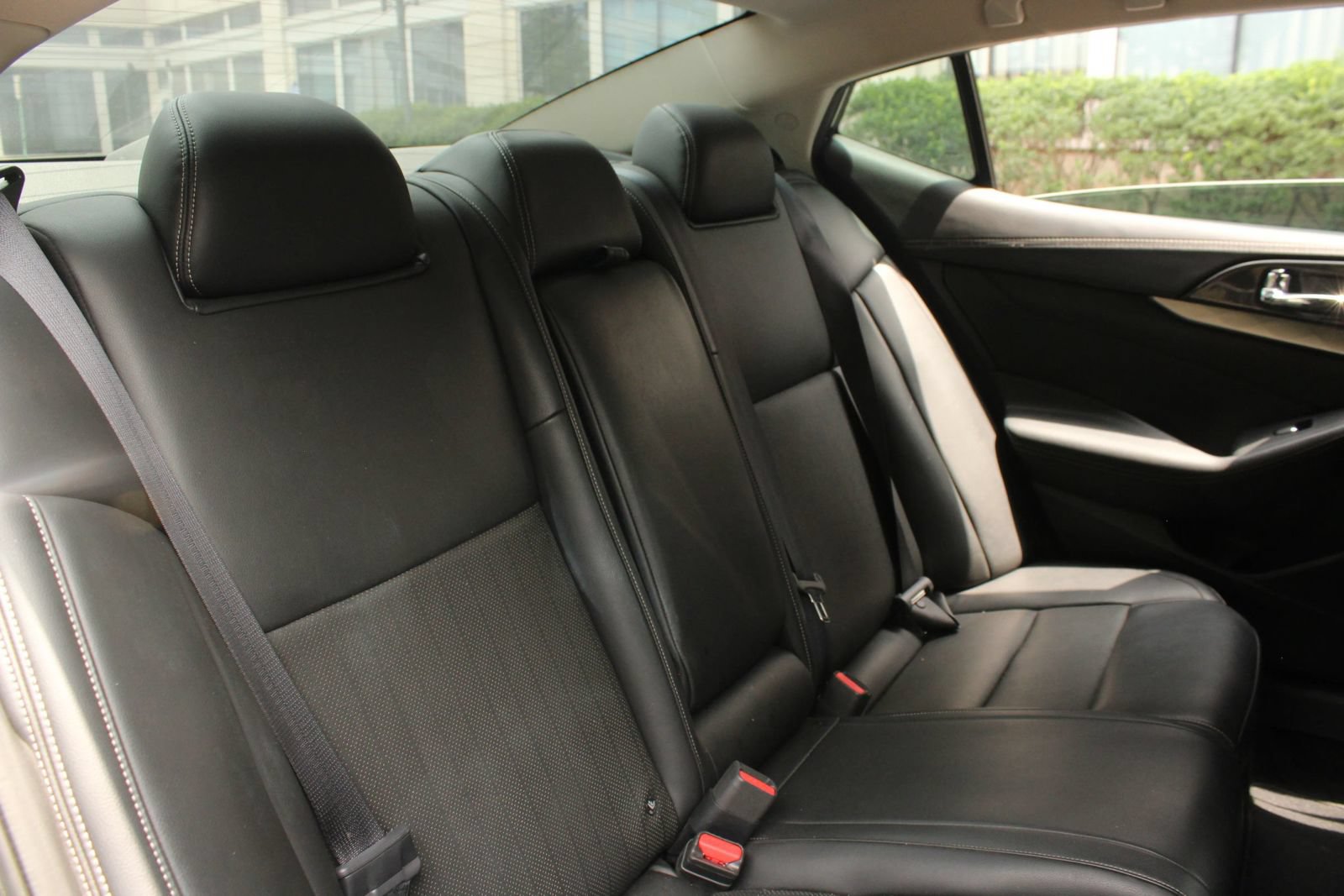 Used 2019 Nissan Maxima 3.5 SV w/ Floor Mat Group FWD image 21