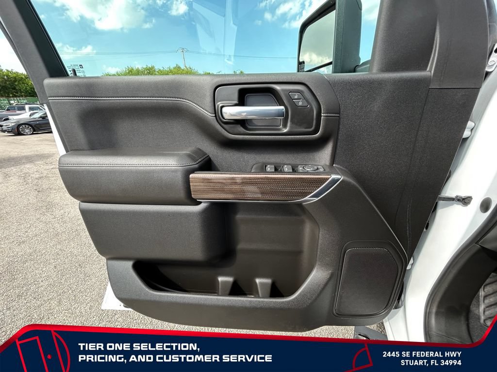 Used 2022 Chevrolet Silverado 2500 LT AWD/4WD image 24