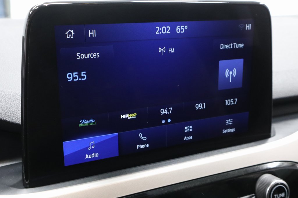 Certified 2022 Ford Escape SE w/ SE Sport Appearance Package image 2