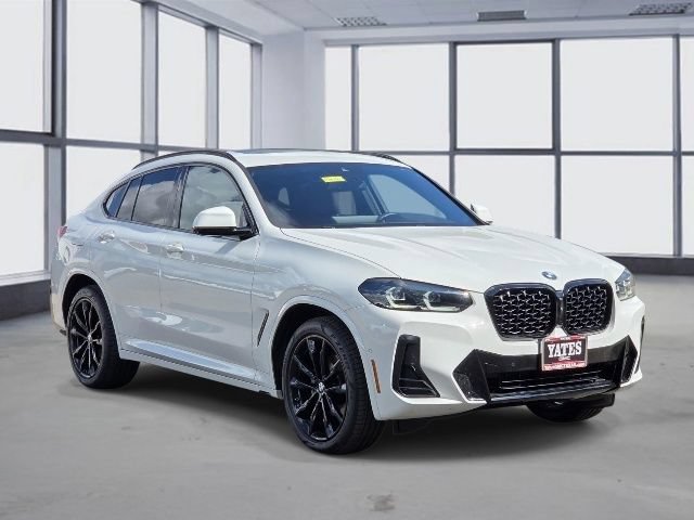 Used 2024 BMW X4 xDrive30i w/ Premium Package AWD/4WD image 5