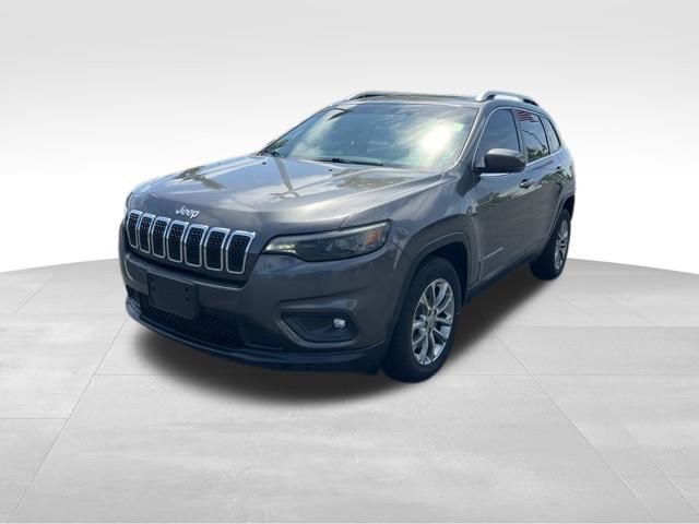 Used 2019 Jeep Cherokee Latitude Plus w/ Comfort/Convenience Group FWD image 3