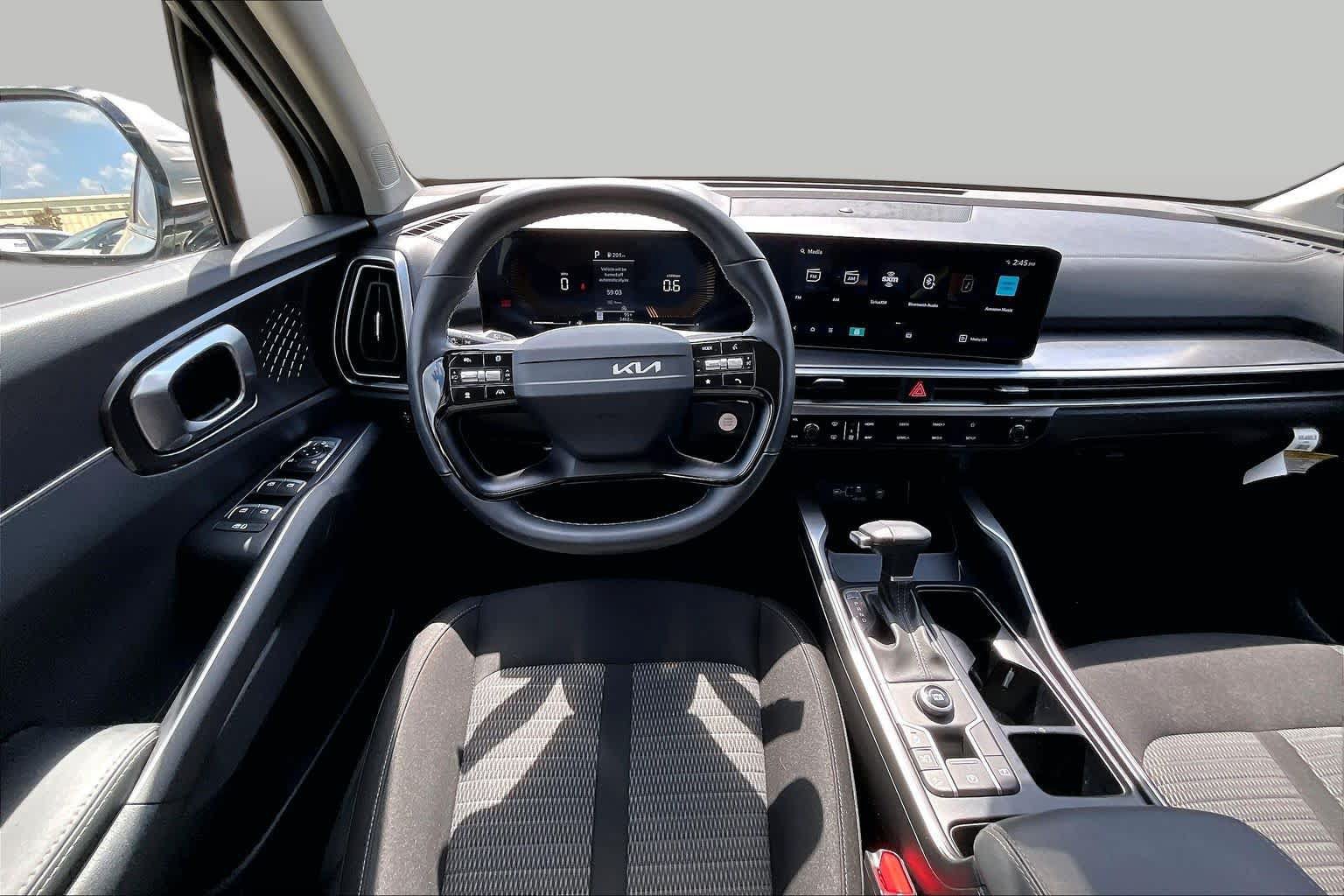 Certified 2026 Kia Sorento LX FWD image 6