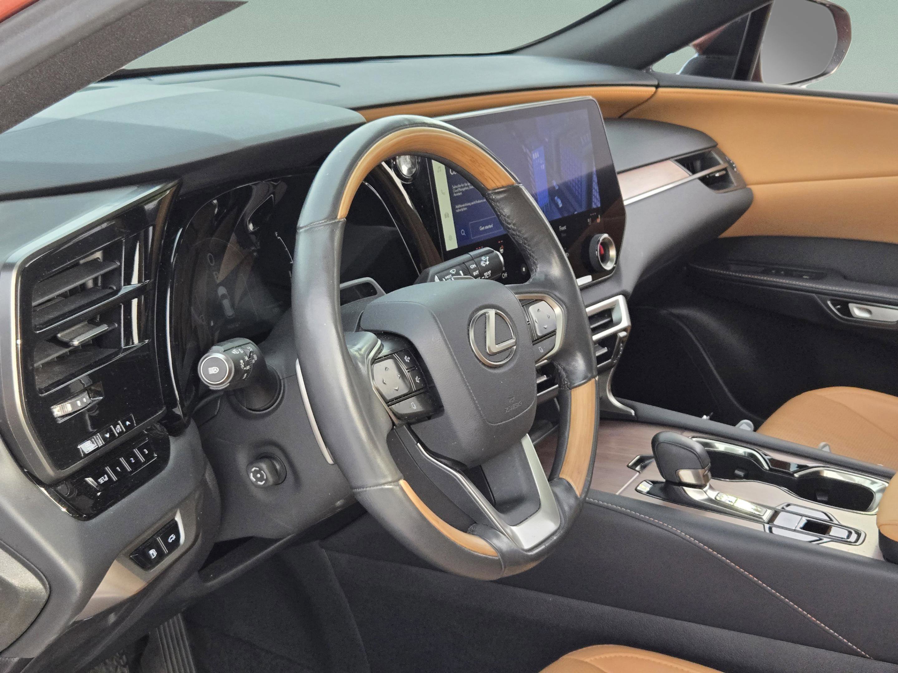 Certified 2024 Lexus RX 350 Premium Plus w/ Convenience Package FWD image 39