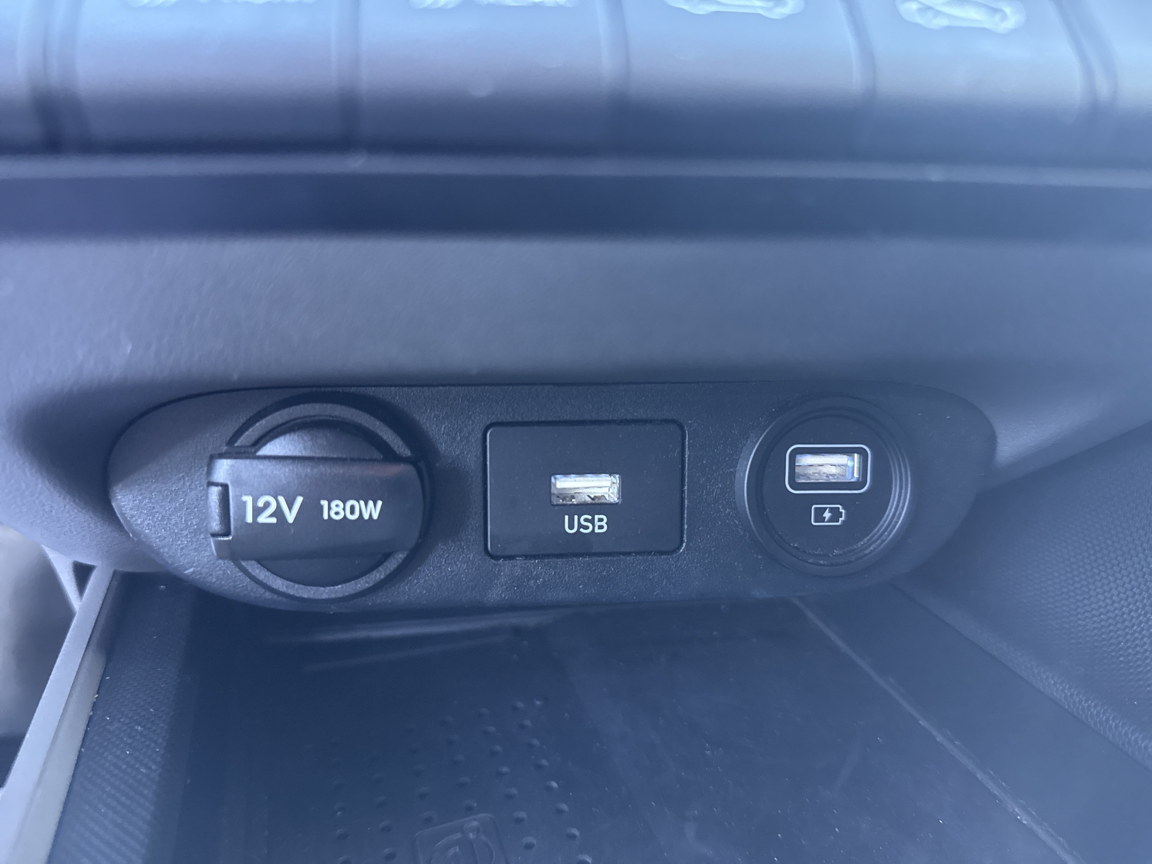 Used 2023 Hyundai Elantra SEL FWD image 25