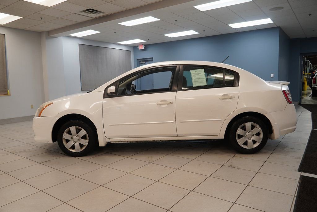 Used 2011 Nissan Sentra 2.0 image 2