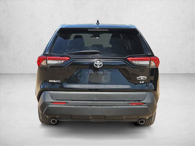 Used 2023 Toyota RAV4 LE FWD image 7