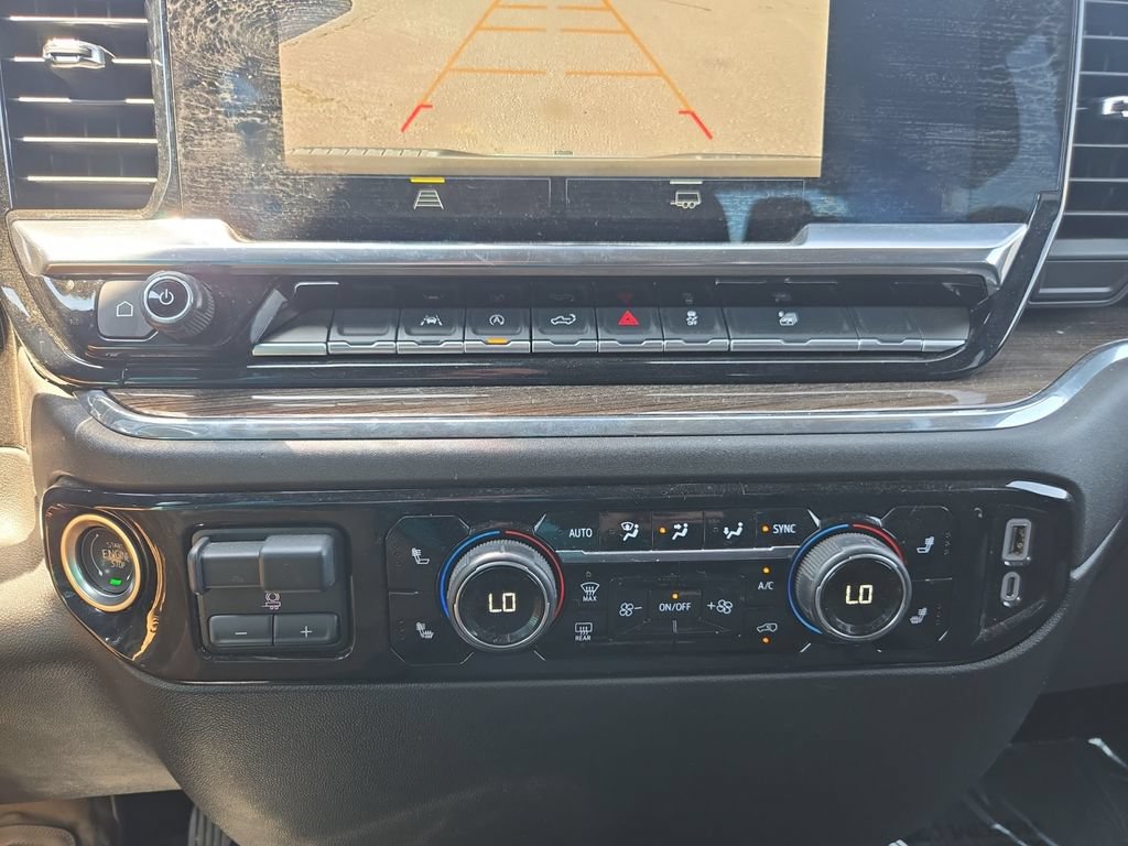 Used 2025 Chevrolet Silverado 1500 LT AWD/4WD image 23