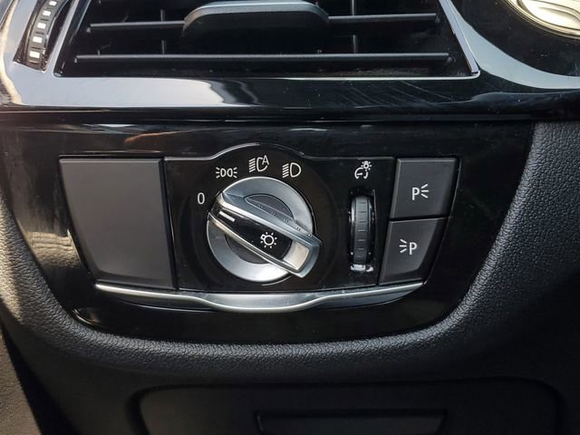 Used 2019 BMW 530i w/ Convenience Package image 35