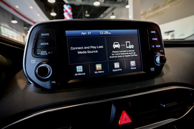 Used 2019 Hyundai Santa Fe SEL AWD/4WD image 30