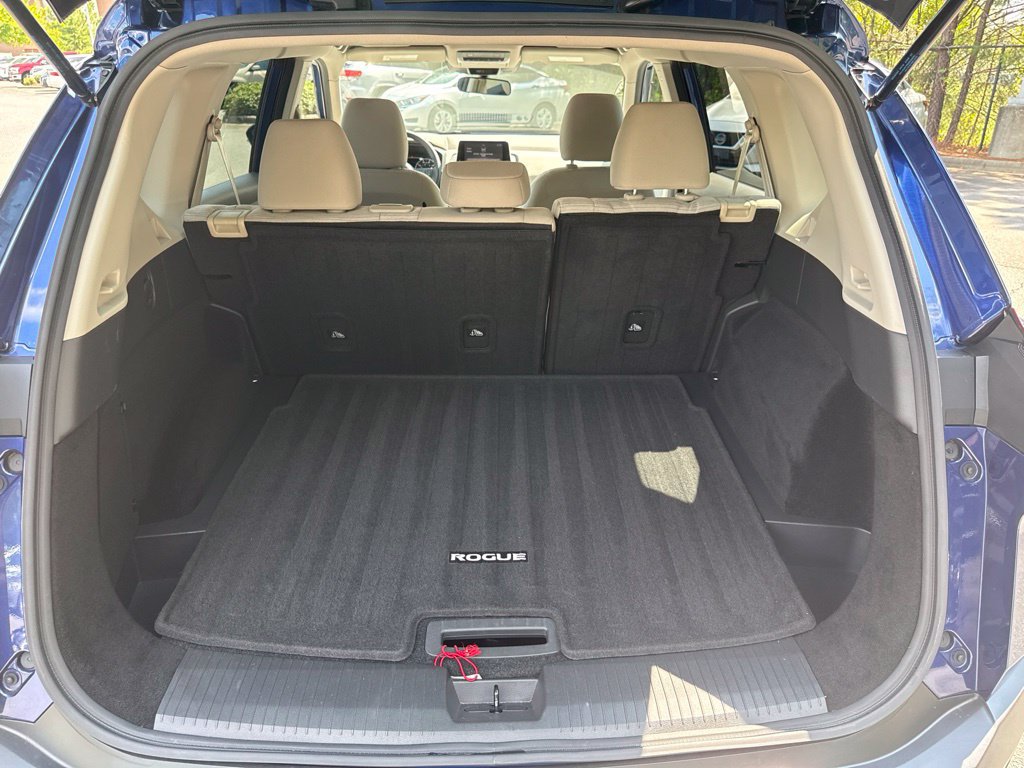 Used 2021 Nissan Rogue SV AWD/4WD image 37