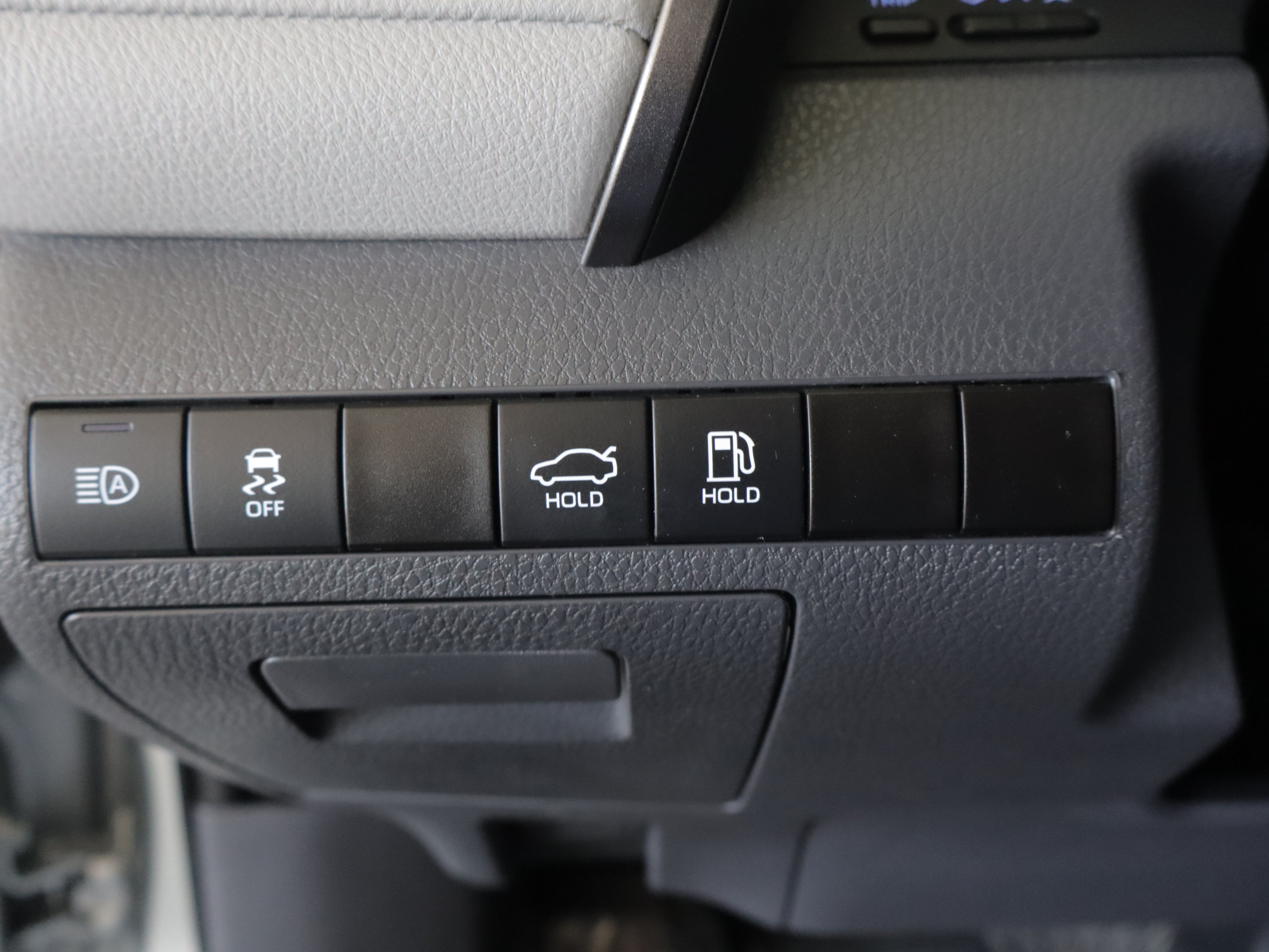 Used 2023 Toyota Camry SE AWD/4WD image 18