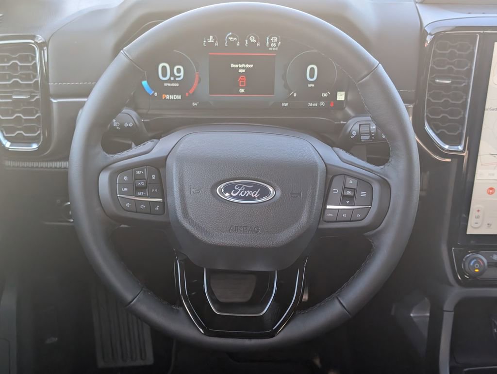 New 2025 Ford Ranger Lariat w/ FX4 Off-Road Package image 9