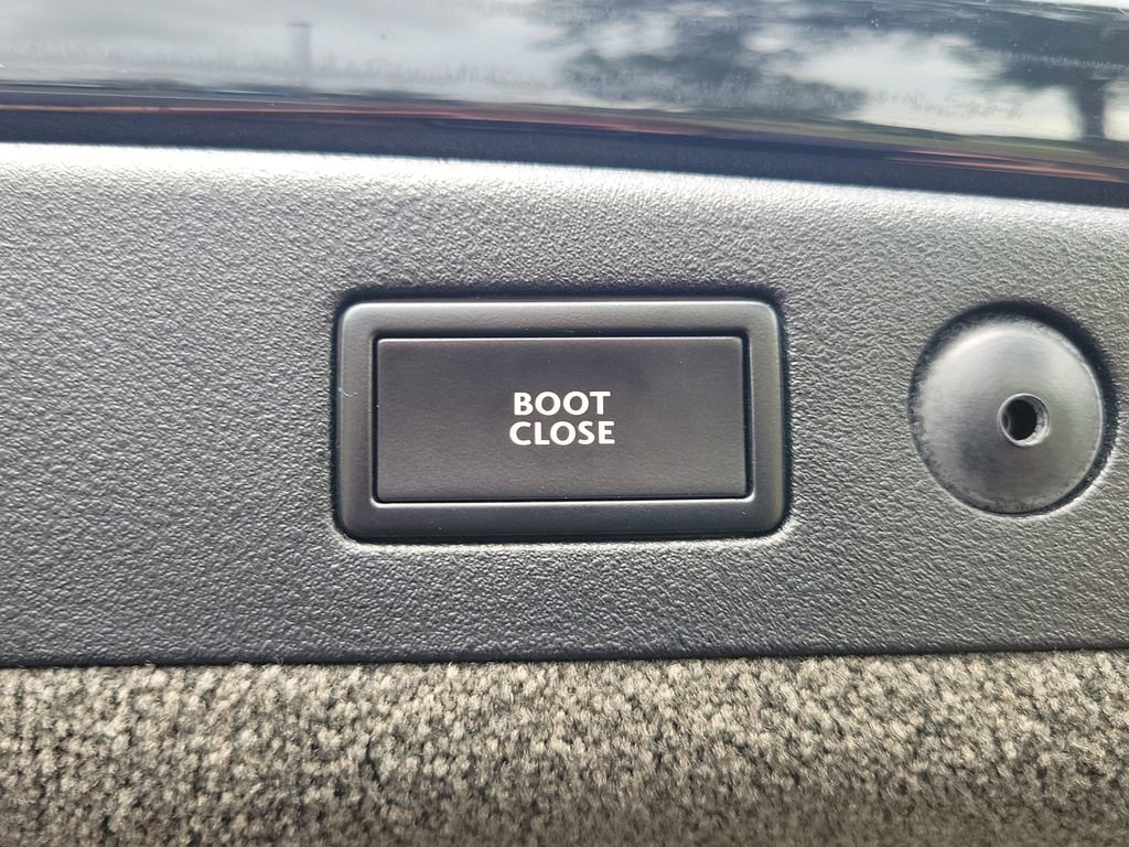 Used 2011 Bentley Flying Spur Flying Spur Speed image 10