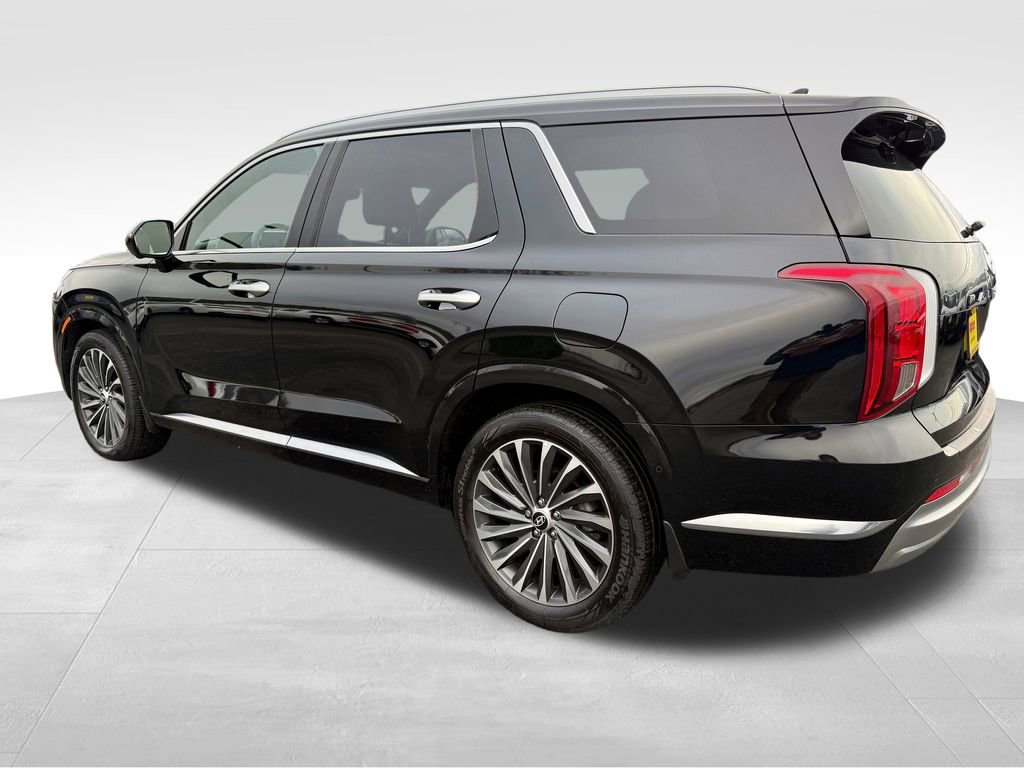 Used 2023 Hyundai Palisade Calligraphy image 8