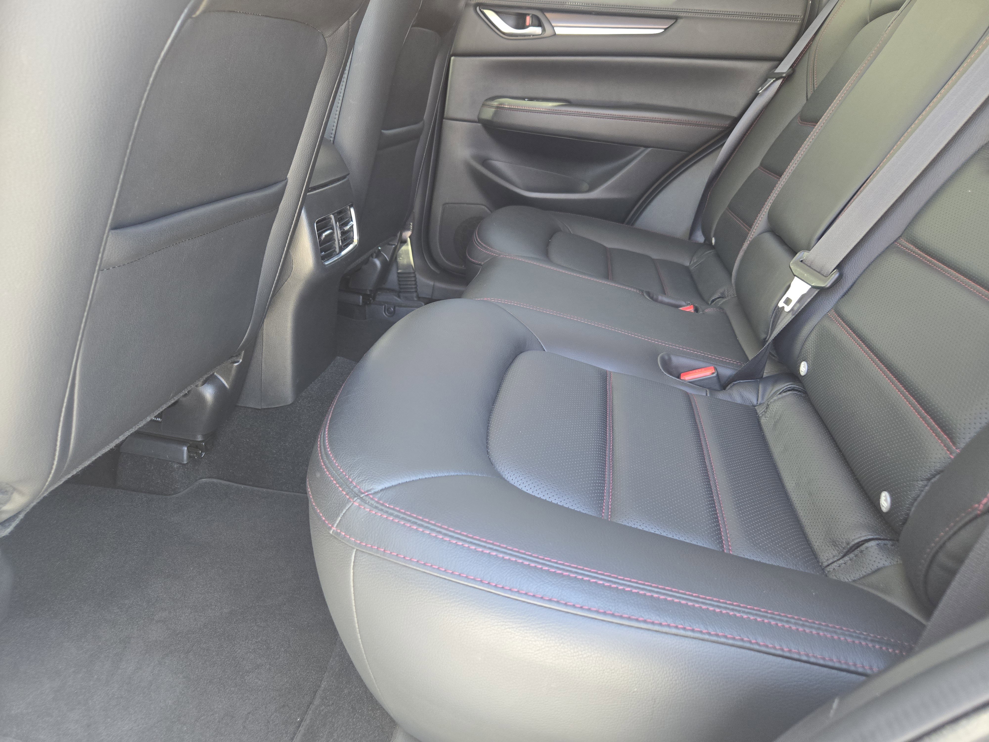 Used 2025 MAZDA CX-5 Carbon Edition image 33