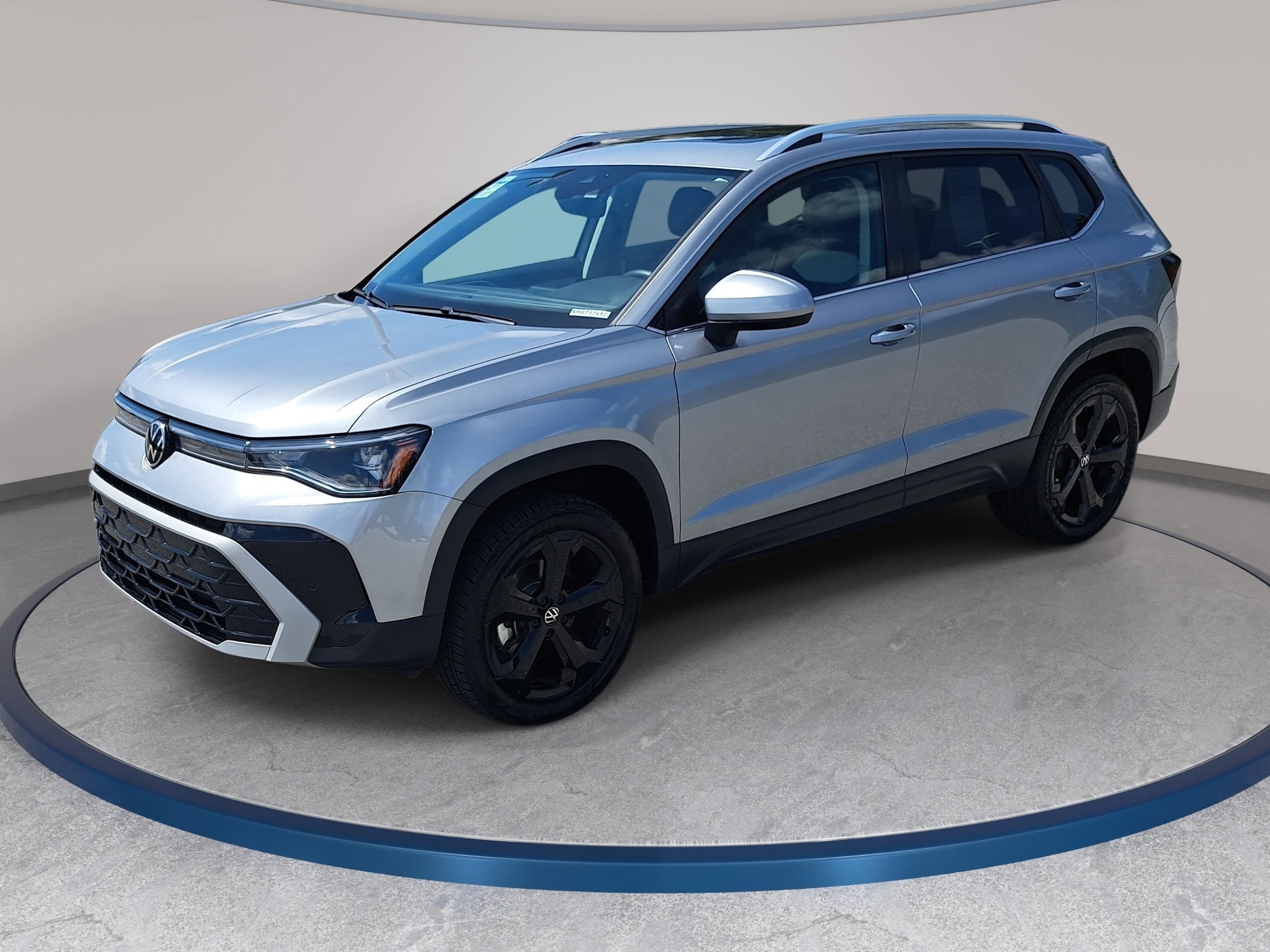 Used 2025 Volkswagen Taos SEL AWD/4WD image 1
