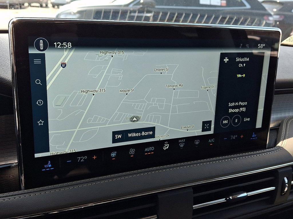 Used 2023 Lincoln Corsair AWD w/ Equipment Group 101A image 17