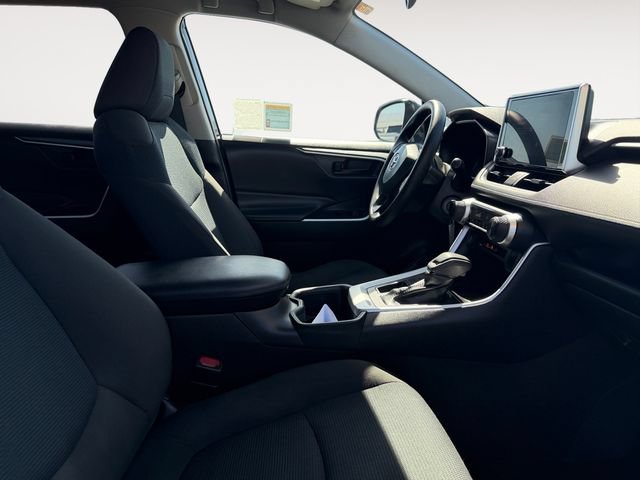 Certified 2023 Toyota RAV4 LE FWD image 13