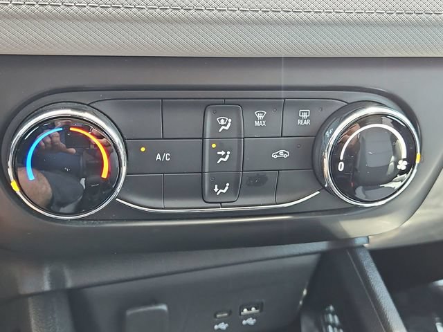 Used 2025 Chevrolet TrailBlazer LS w/ LS Convenience Package FWD image 47