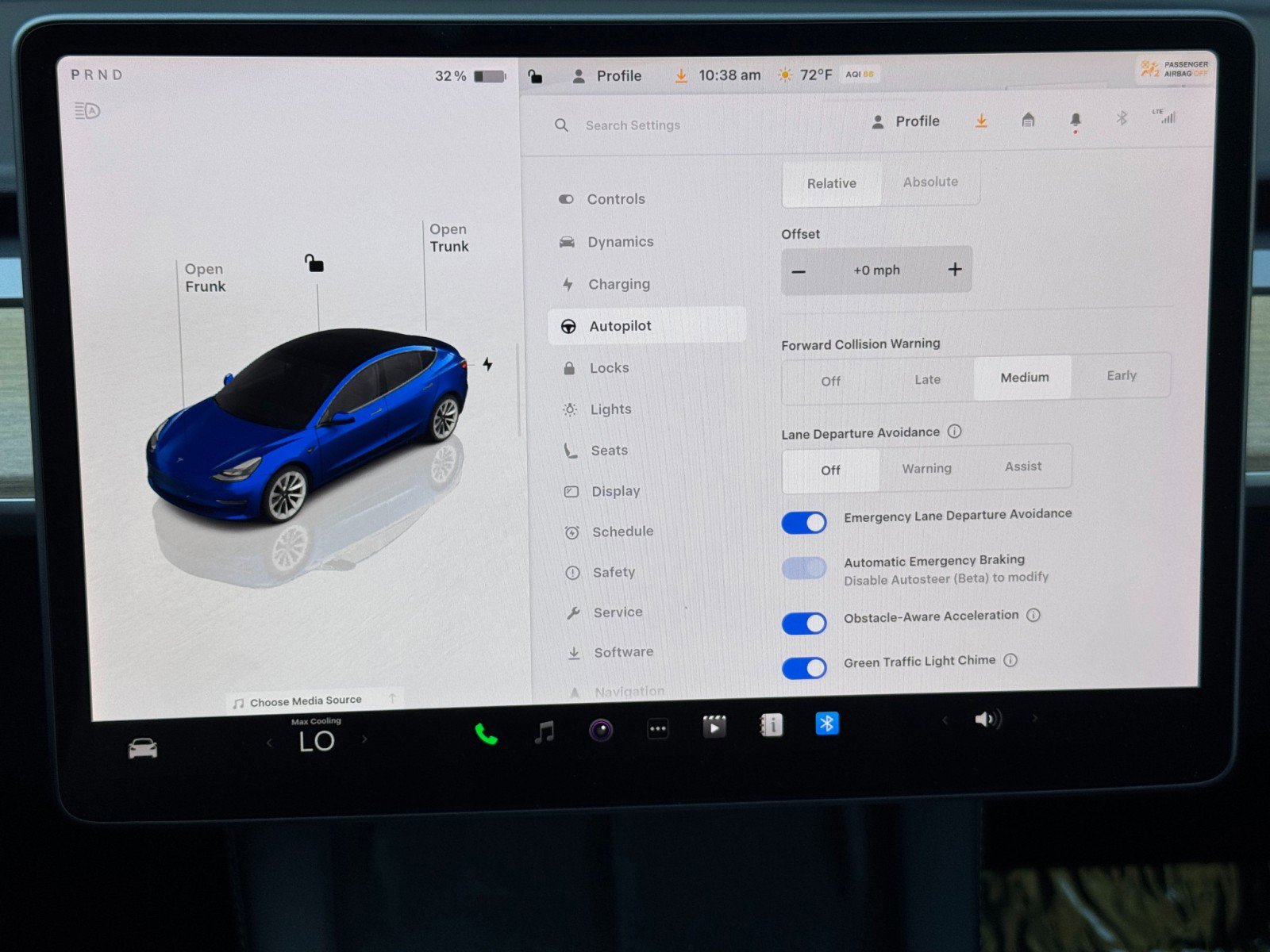 Used 2023 Tesla Model 3 Standard Range RWD image 28