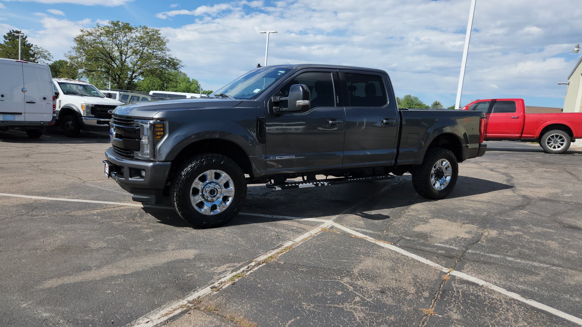 Used 2019 Ford F350 Lariat w/ Lariat Ultimate Package AWD/4WD image 3