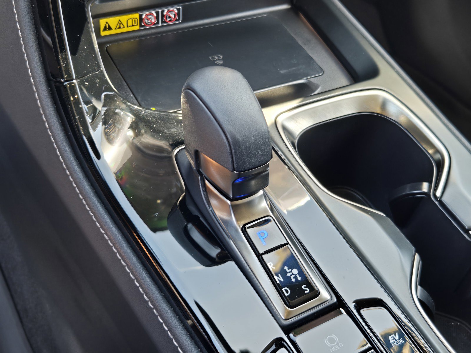 Used 2025 Lexus NX 350h AWD w/ Accessory Package (2T) image 21