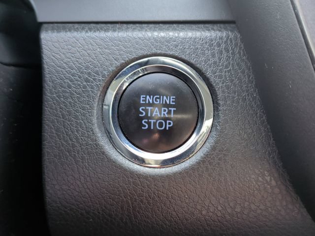 Used 2018 Toyota Camry XSE FWD image 22