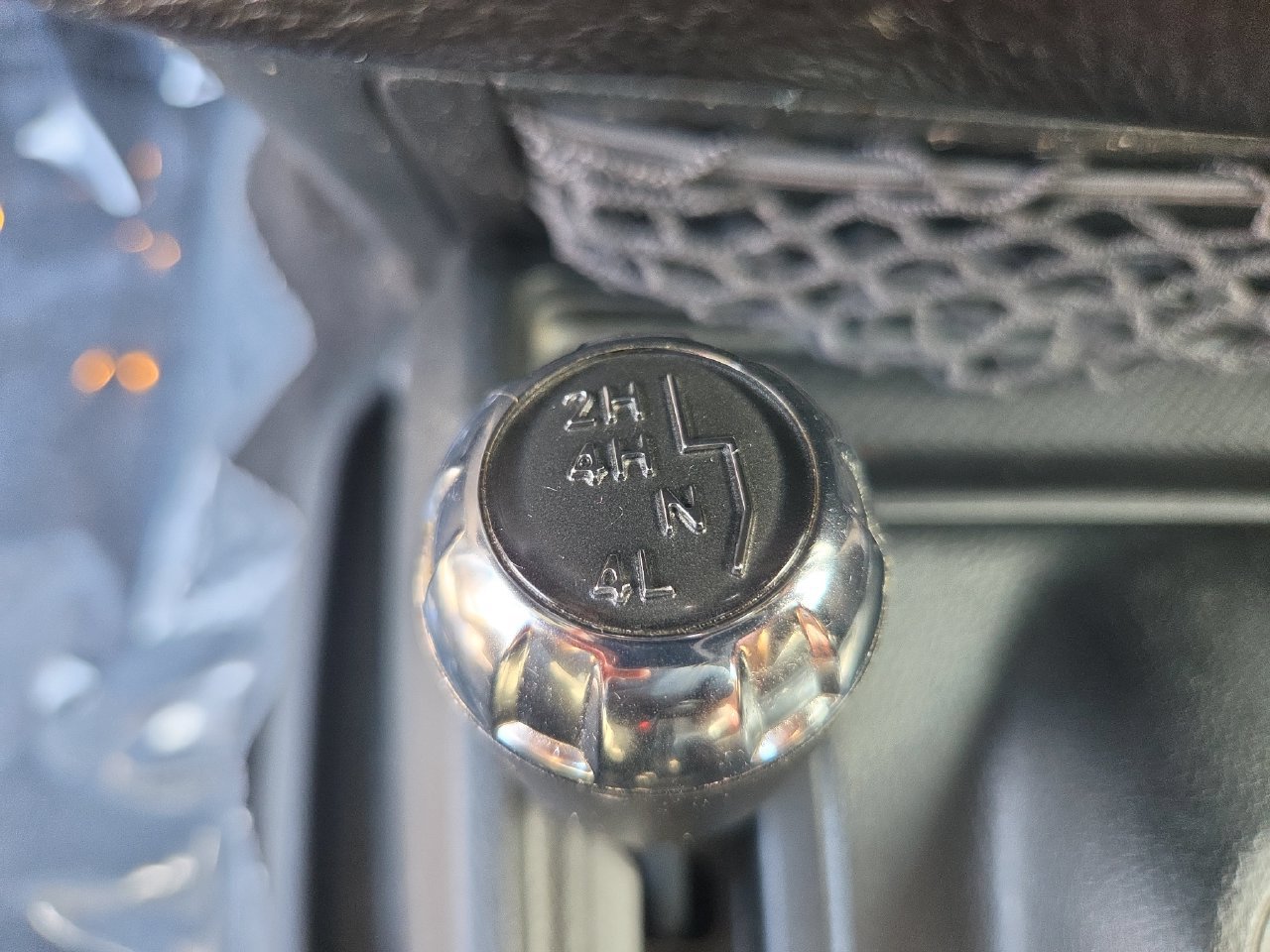 Used 2016 Jeep Wrangler Unlimited Sport w/ Connectivity Group AWD/4WD image 23