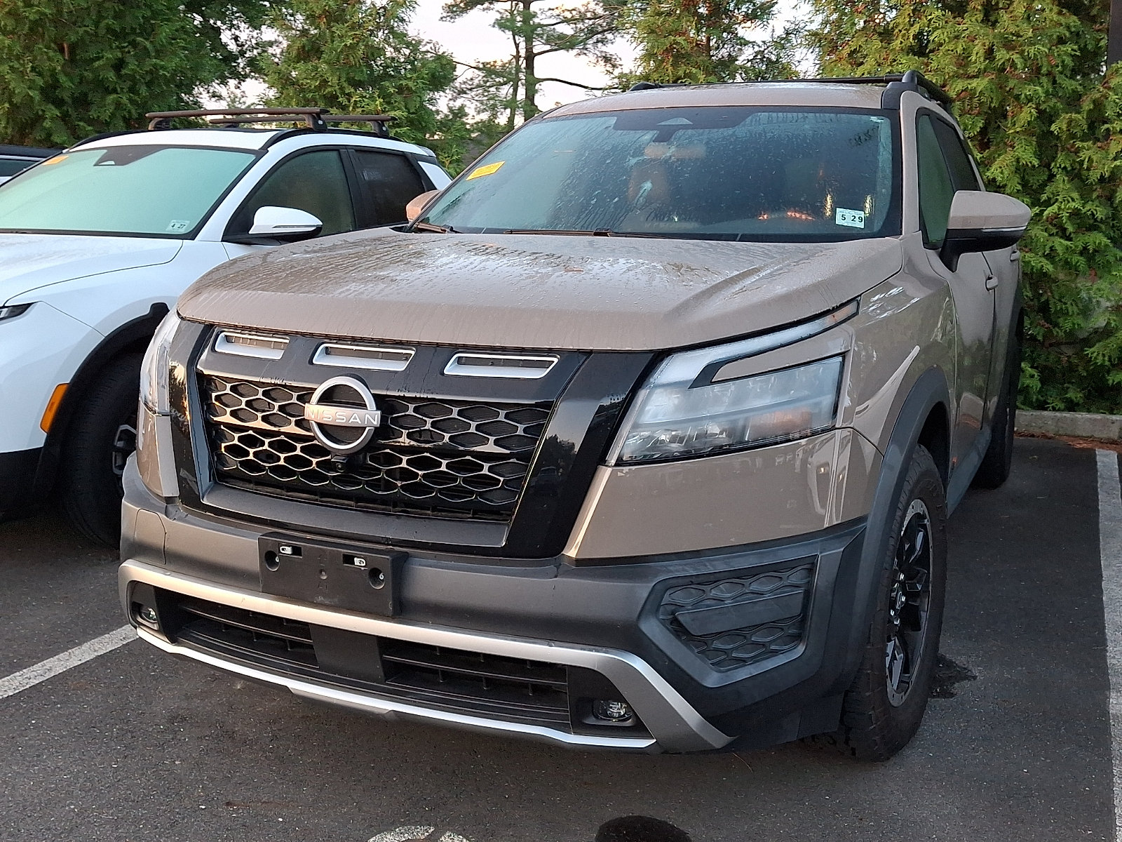Used 2024 Nissan Pathfinder Rock Creek AWD/4WD image 2