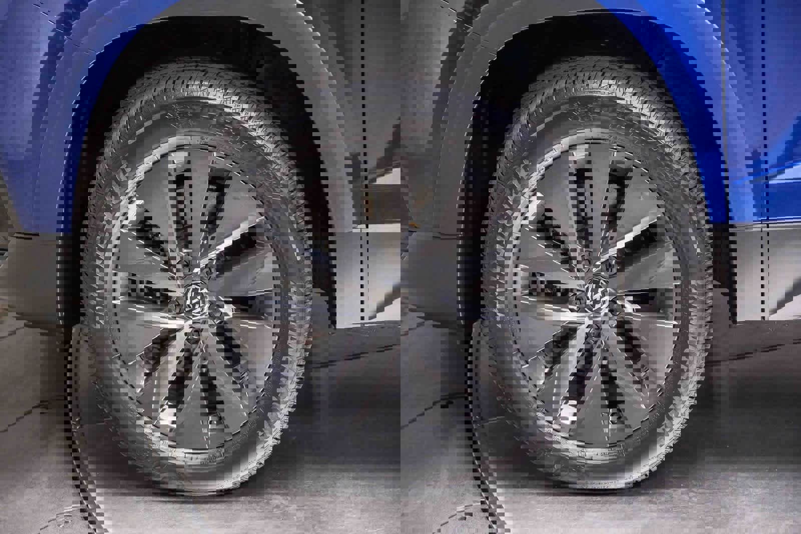 Used 2023 Volkswagen Taos S image 10