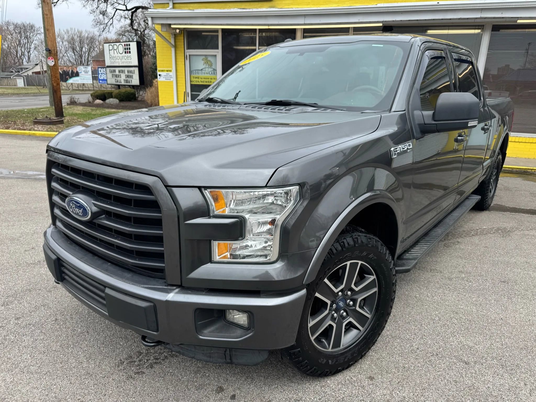 Used 2015 Ford F150 XLT w/ Equipment Group 301A Mid image 2