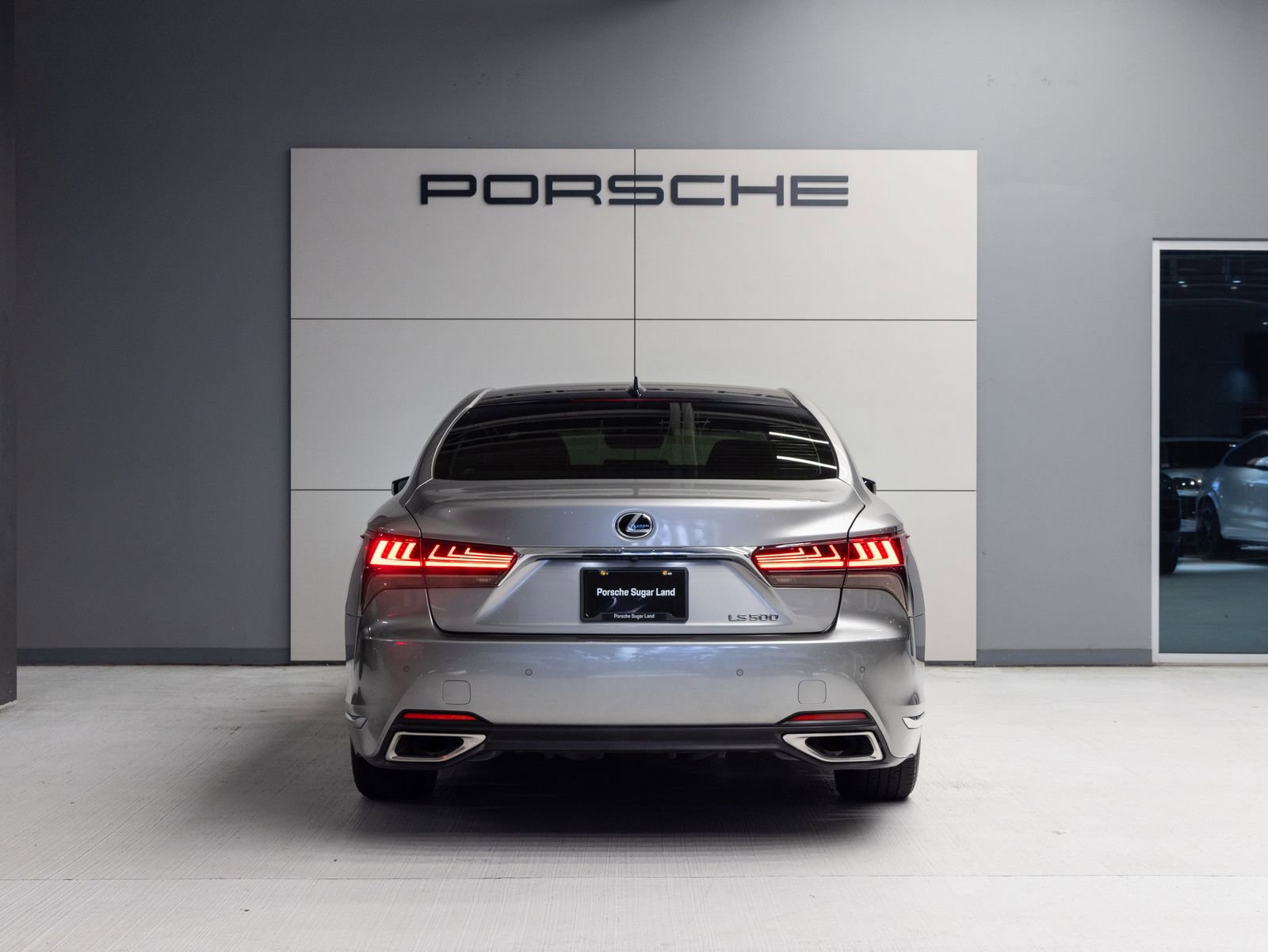 Used 2022 Lexus LS 500 w/ Interior Upgrade Package RWD image 6