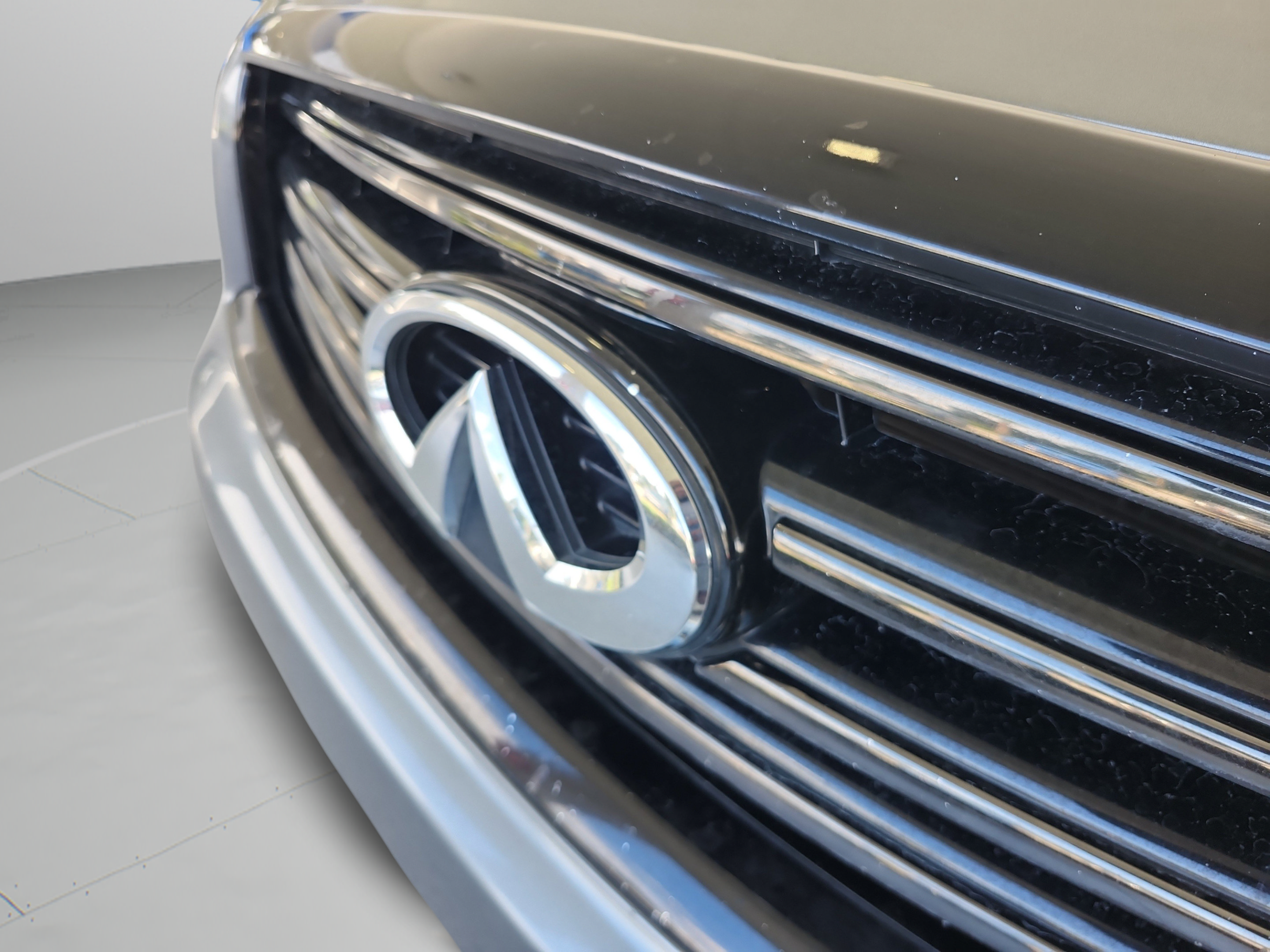 Used 2016 INFINITI QX70 2WD w/ Premium Package image 28
