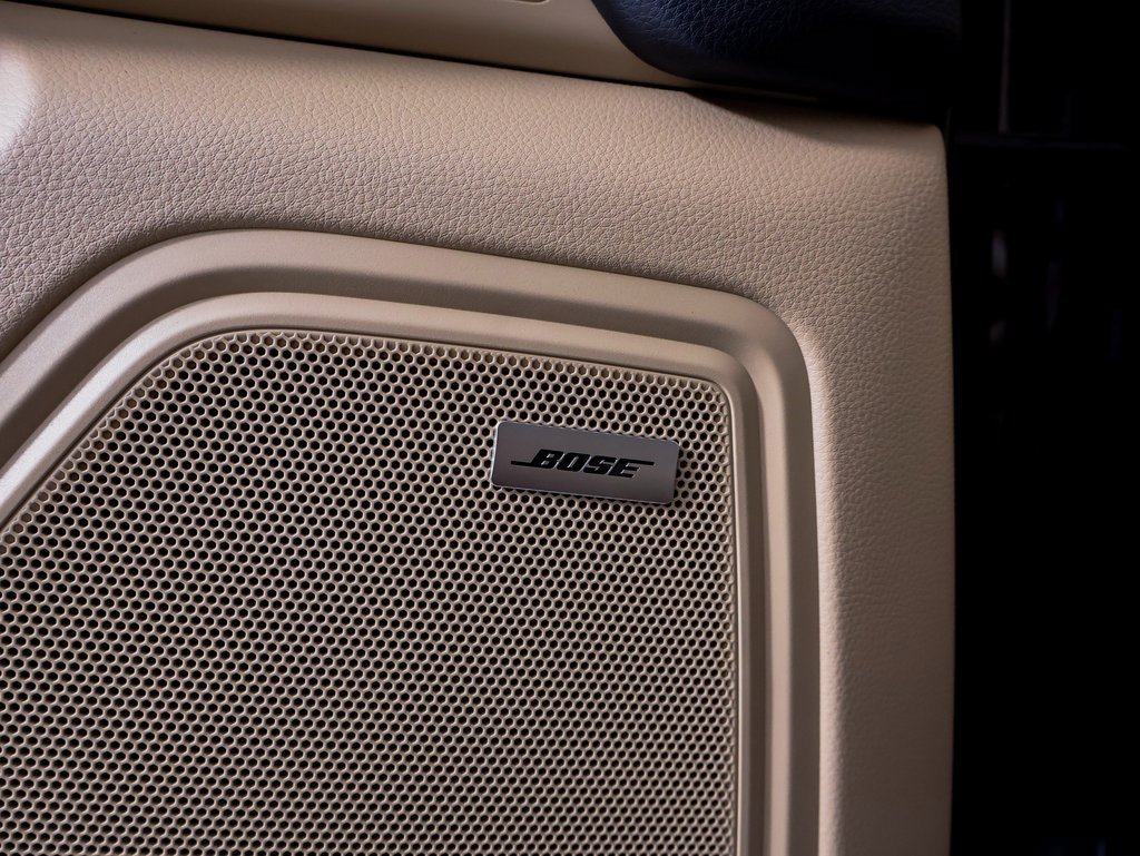 New 2025 Porsche Macan image 19