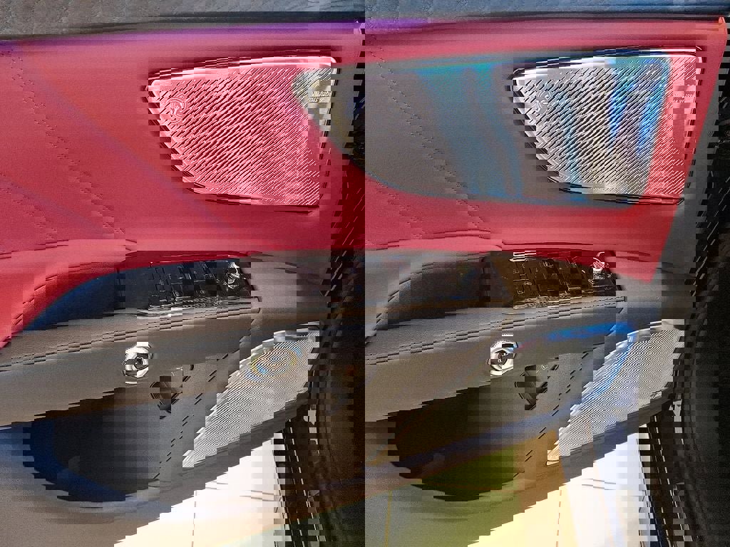 New 2025 Maserati Grecale Modena image 28