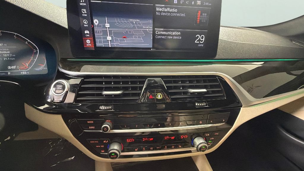 Used 2021 BMW 530i w/ Convenience Package RWD image 20