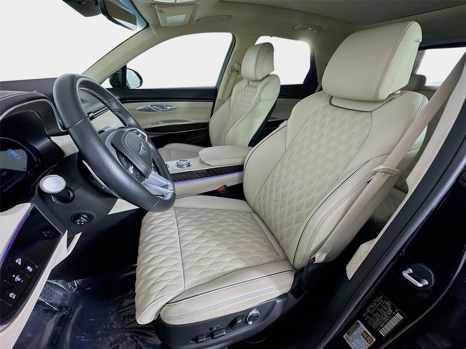Certified 2023 Genesis GV70 3.5T Sport w/ Sport Prestige Package AWD/4WD image 11