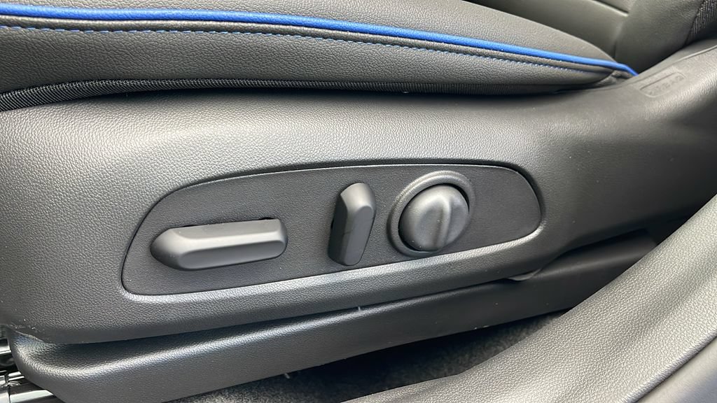 New 2026 Buick Envista Sport Touring w/ Convenience I Package FWD image 11
