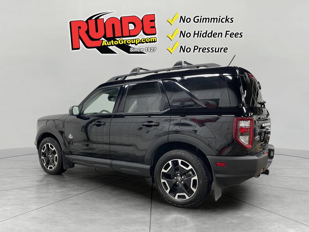 Used 2023 Ford Bronco Sport Outer Banks w/ Tech Package AWD/4WD image 3