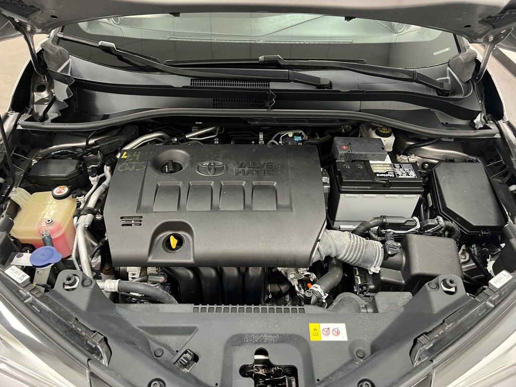 Used 2019 Toyota C-HR XLE image 22