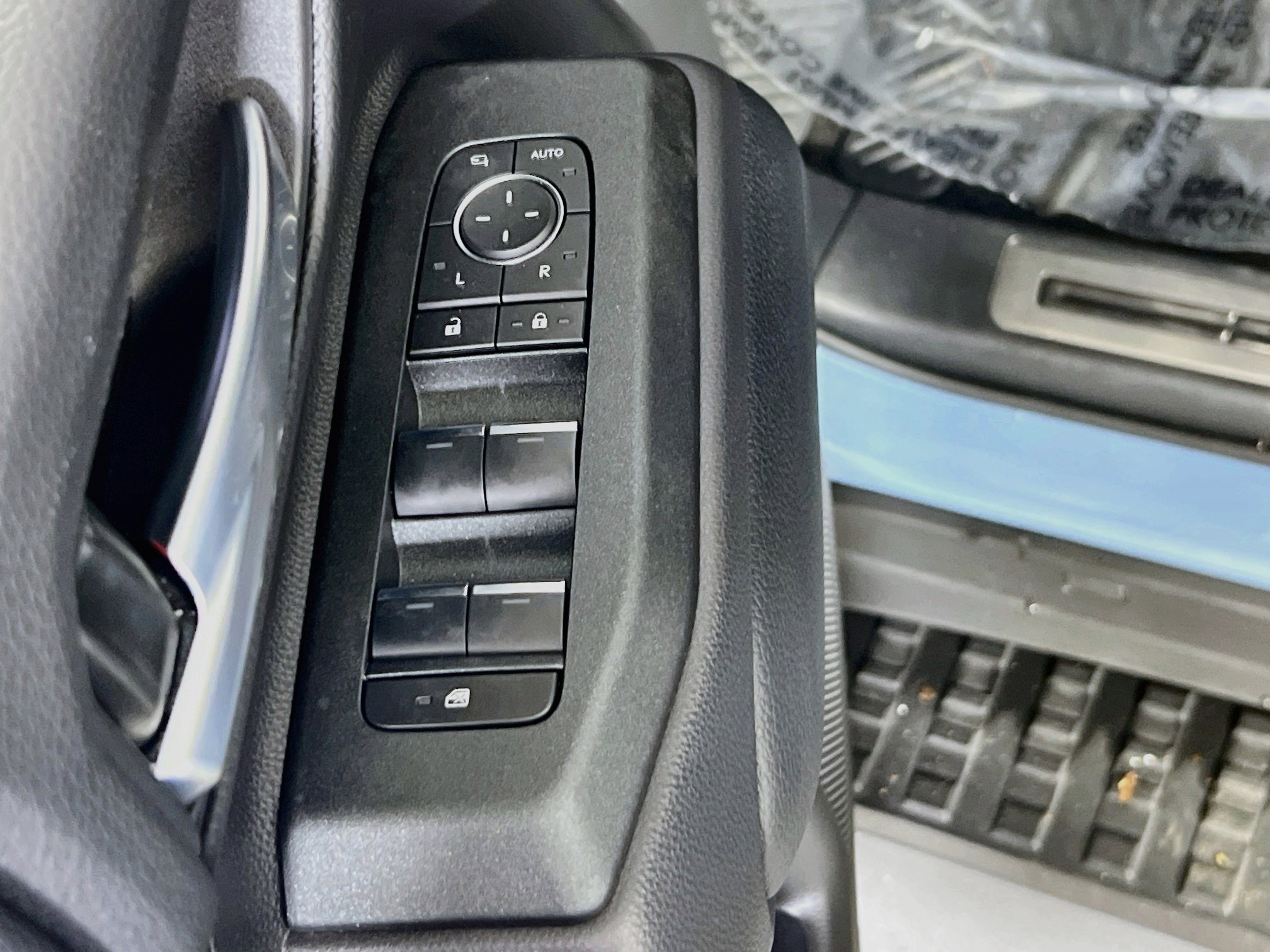 Used 2025 Toyota Land Cruiser w/ Premium Package AWD/4WD image 18