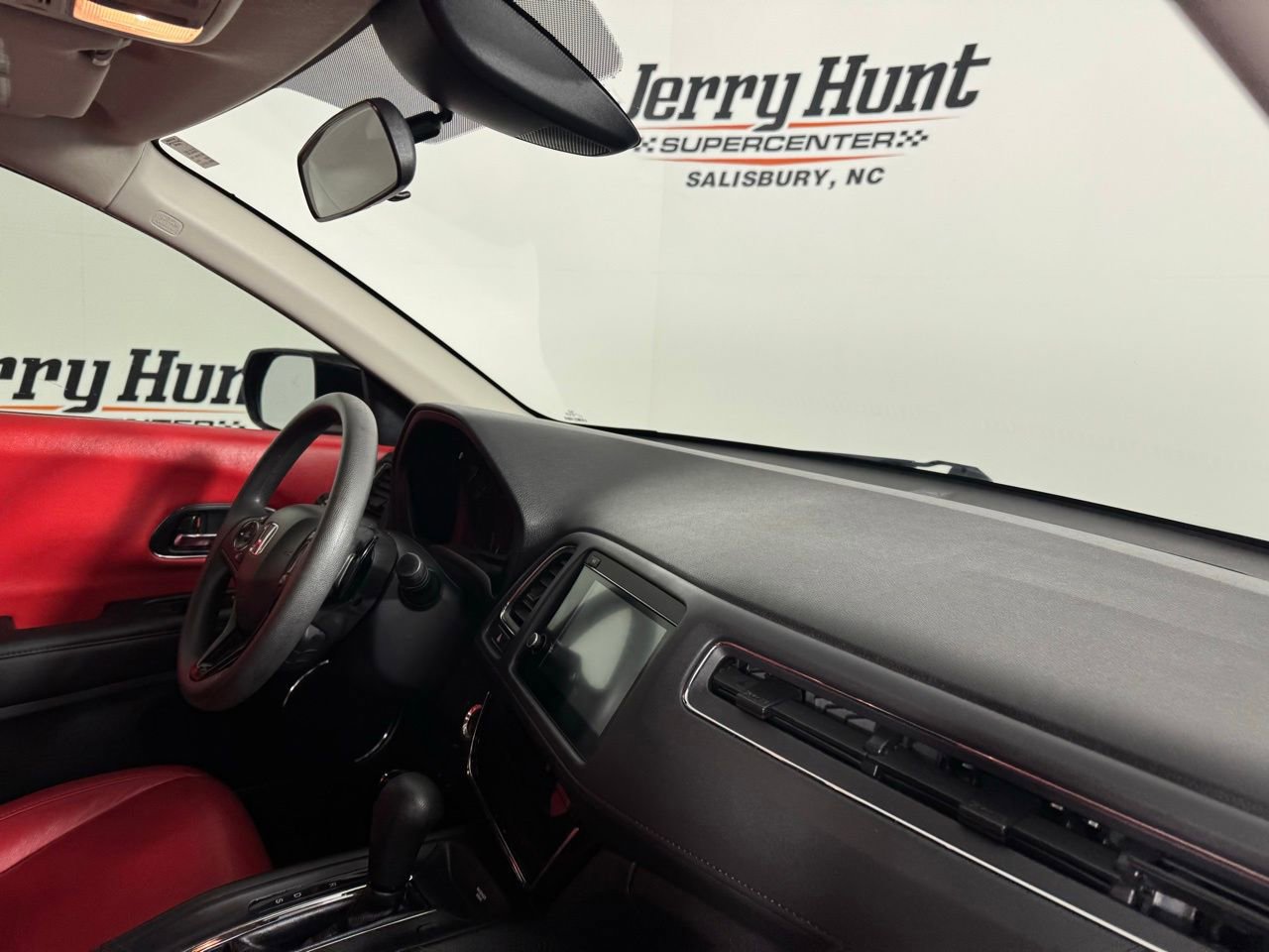 Used 2022 Honda HR-V EX image 32