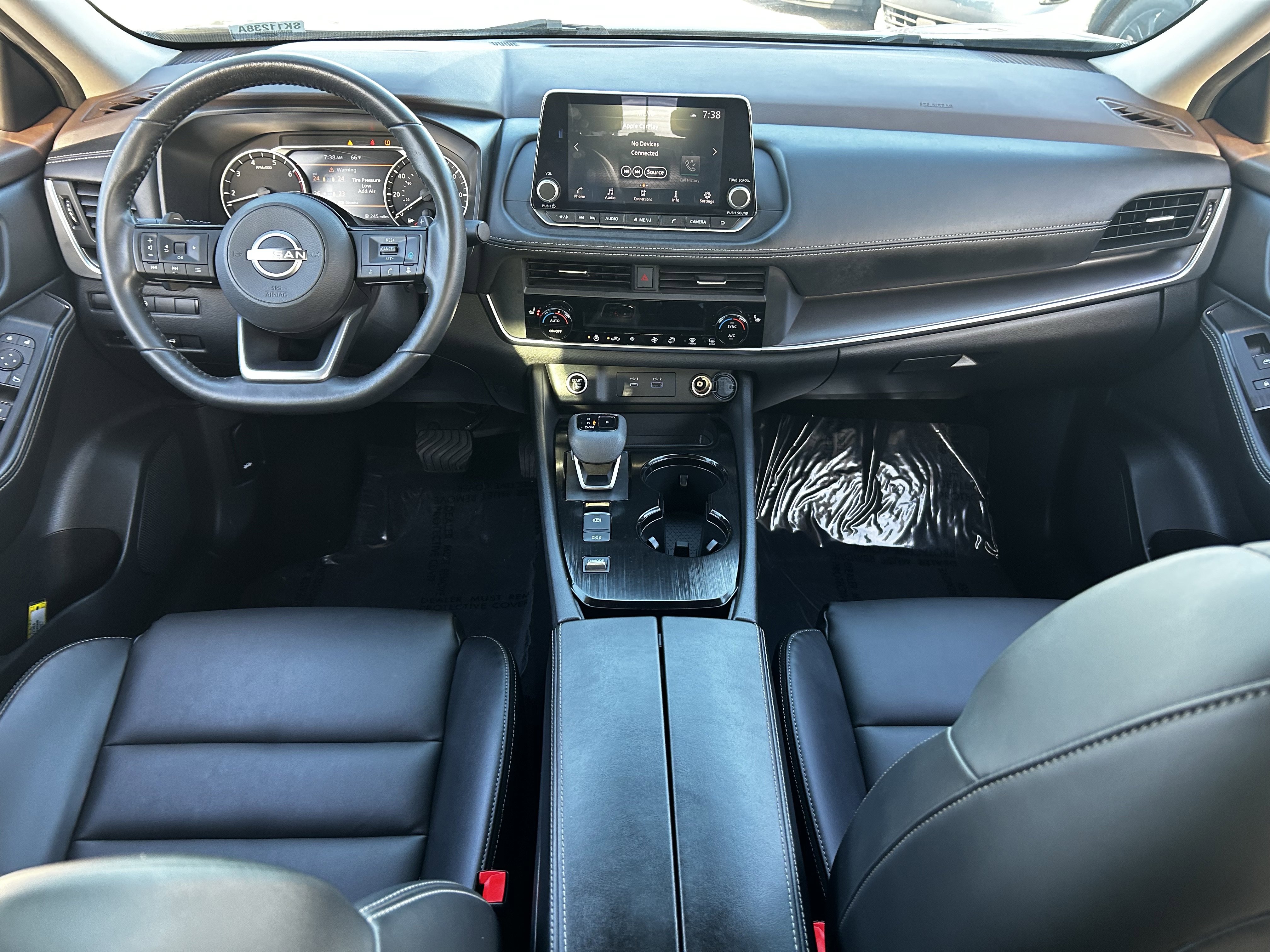 Used 2023 Nissan Rogue SV w/ SV Premium B Package image 14