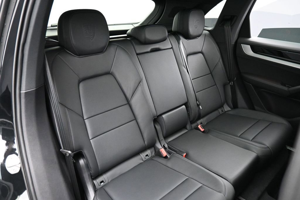 New 2026 Porsche Cayenne AWD/4WD image 26