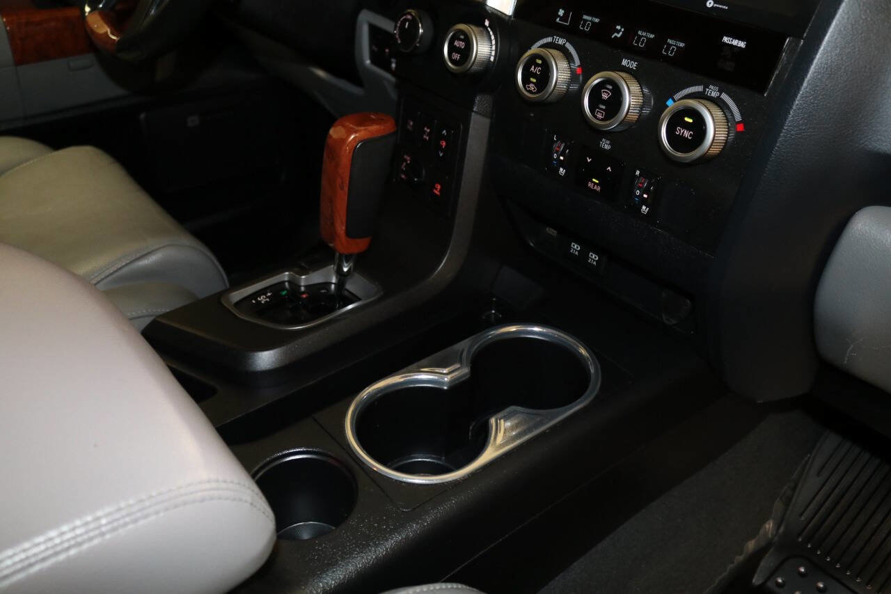 Used 2020 Toyota Sequoia Platinum image 44