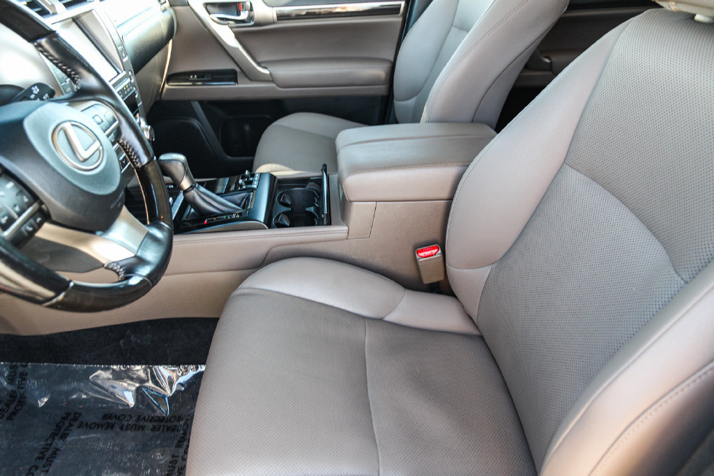 Certified 2021 Lexus GX 460 Premium w/ Premium Package AWD/4WD image 19