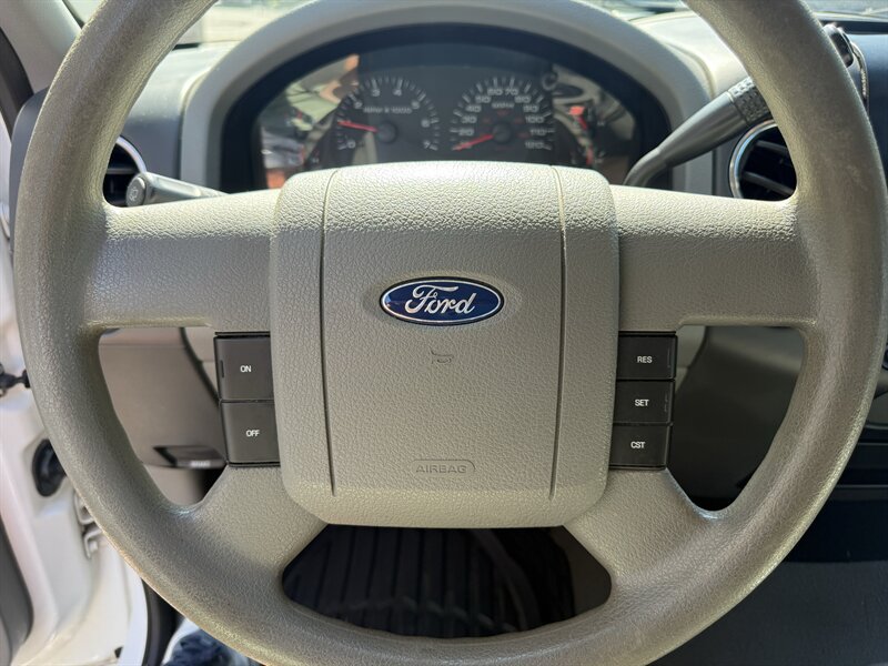 Used 2005 Ford F150 XLT RWD image 24