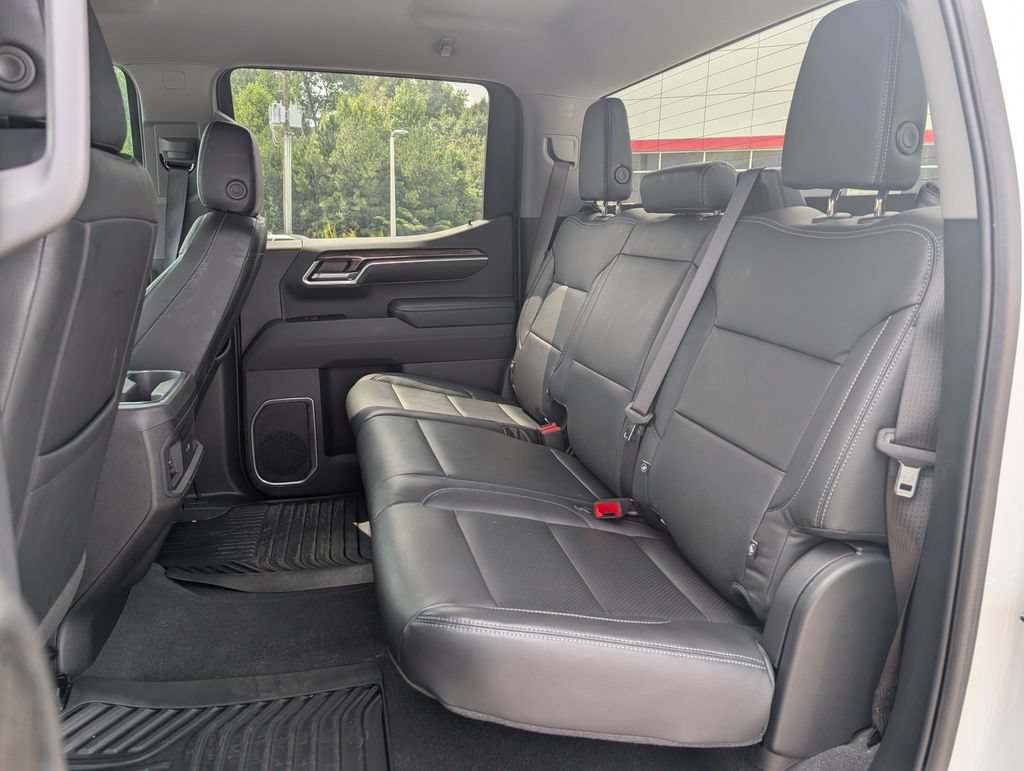 Used 2025 Chevrolet Silverado 1500 RST AWD/4WD image 27
